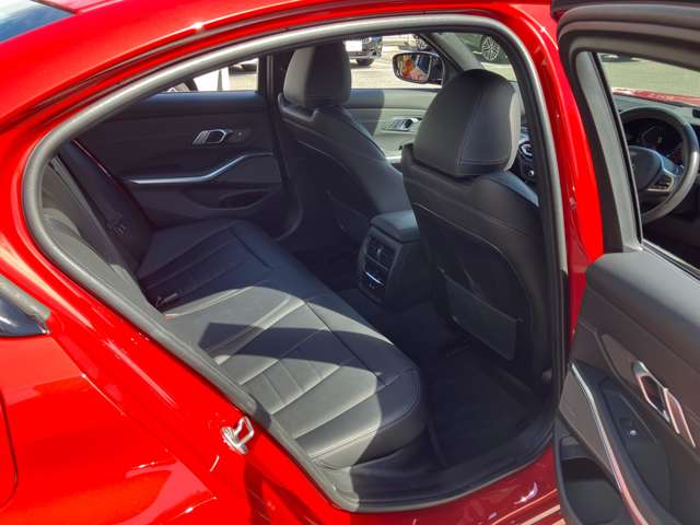 ＢＭＷ ３シリーズ Ｍ３４０Ｉ Ｘドライブ ４ＷＤ R5年 (近畿) 99