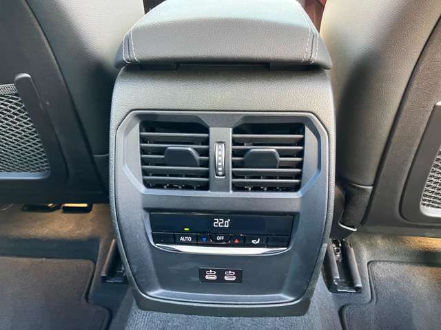 ＢＭＷ ３シリーズ Ｍ３４０Ｉ Ｘドライブ ４ＷＤ R5年 (近畿) 99