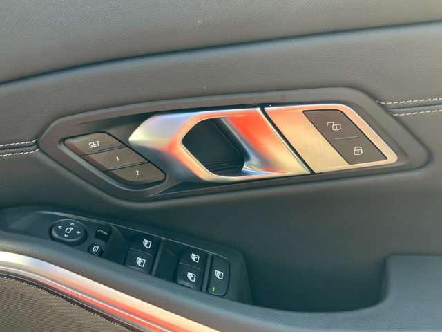 ＢＭＷ ３シリーズ Ｍ３４０Ｉ Ｘドライブ ４ＷＤ R5年 (近畿) 99