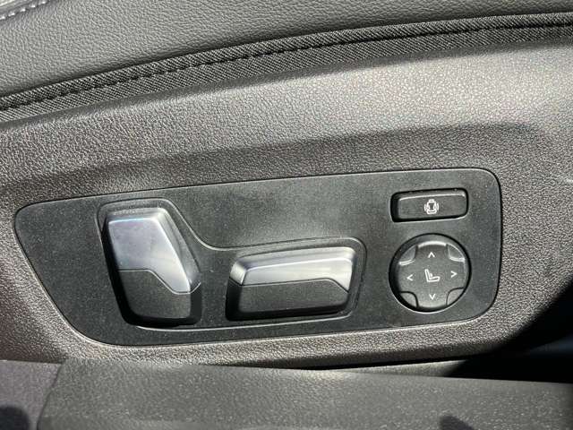 ＢＭＷ ３シリーズ Ｍ３４０Ｉ Ｘドライブ ４ＷＤ R5年 (近畿) 99