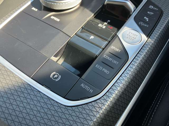 ＢＭＷ ３シリーズ Ｍ３４０Ｉ Ｘドライブ ４ＷＤ R5年 (近畿) 99