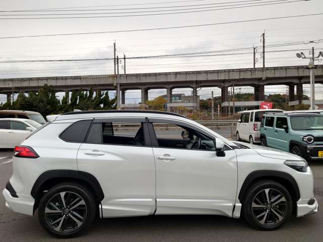 トヨタ カローラクロス　ハイブリッド １．８ ハイブリッド Ｚ R6年 (中国) 99