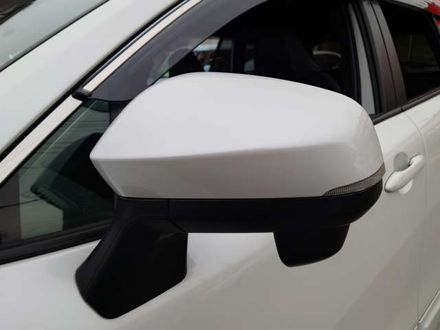 トヨタ カローラクロス　ハイブリッド １．８ ハイブリッド Ｚ R6年 (中国) 99