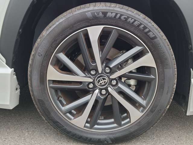 トヨタ カローラクロス　ハイブリッド １．８ ハイブリッド Ｚ R6年 (中国) 99