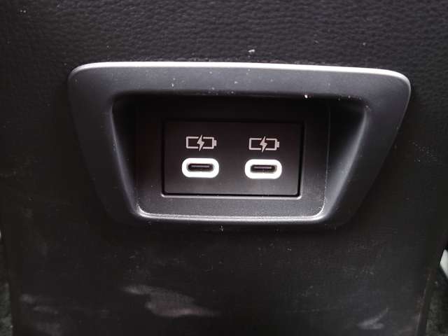 トヨタ カローラクロス　ハイブリッド １．８ ハイブリッド Ｚ R6年 (中国) 99