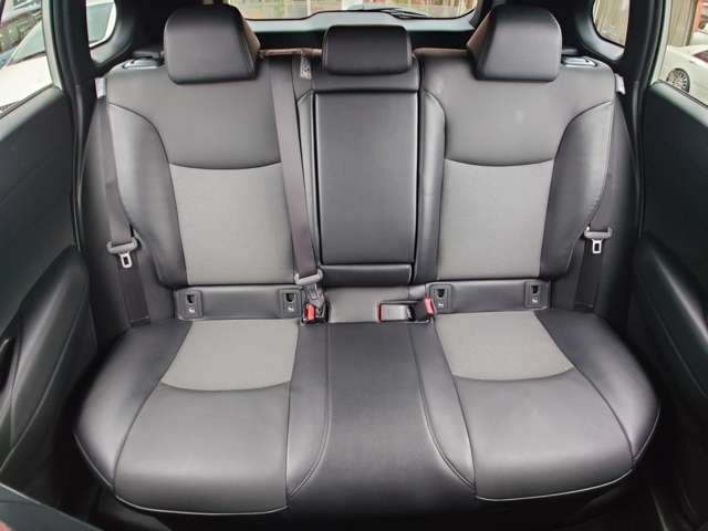 トヨタ カローラクロス　ハイブリッド １．８ ハイブリッド Ｚ R6年 (中国) 99