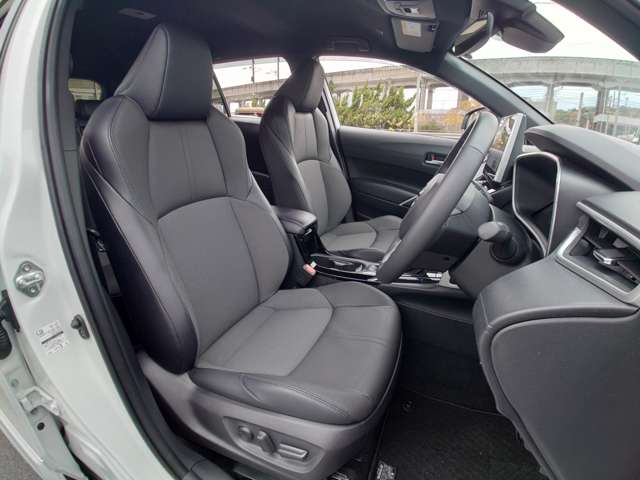 トヨタ カローラクロス　ハイブリッド １．８ ハイブリッド Ｚ R6年 (中国) 99