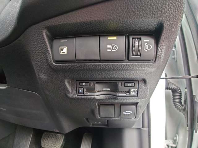 トヨタ カローラクロス　ハイブリッド １．８ ハイブリッド Ｚ R6年 (中国) 99