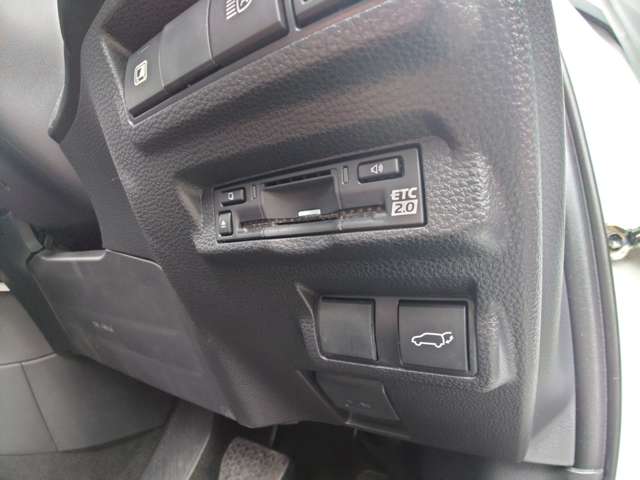 トヨタ カローラクロス　ハイブリッド １．８ ハイブリッド Ｚ R6年 (中国) 99