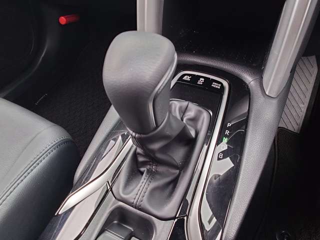 トヨタ カローラクロス　ハイブリッド １．８ ハイブリッド Ｚ R6年 (中国) 99