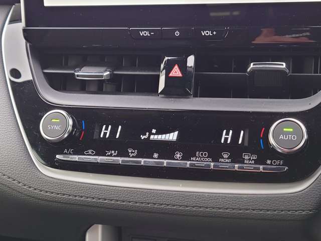 トヨタ カローラクロス　ハイブリッド １．８ ハイブリッド Ｚ R6年 (中国) 99