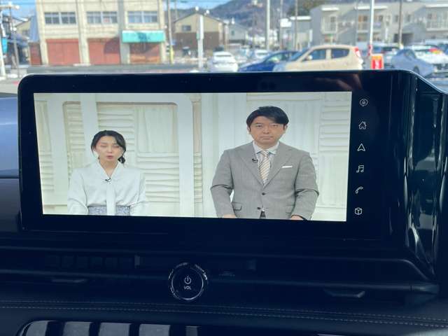 日産 セレナ １．４ Ｅ－４ＯＲＣＥ ハイウェイスターＶ ４ＷＤ R6年 (東北) 99