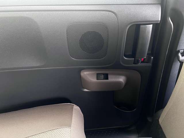 トヨタ シエンタ　ハイブリッド ハイブリッド １．５ Ｇ R6年 (九州・沖縄) 99