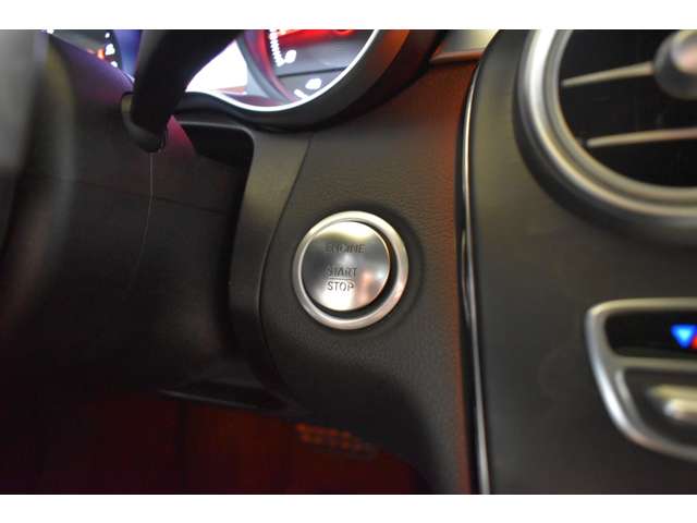 メルセデスベンツ Ｃクラス Ｃ２００ スポーツ エディション（本革仕様） H28年 (関東) 99