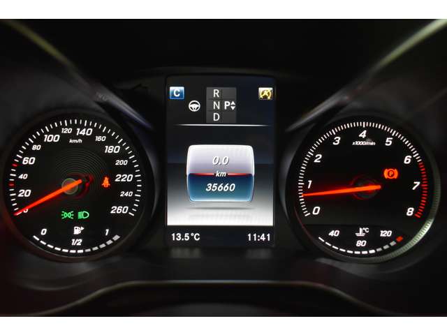 メルセデスベンツ Ｃクラス Ｃ２００ スポーツ エディション（本革仕様） H28年 (関東) 99