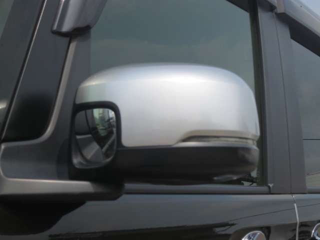 ホンダ Ｎ　ＢＯＸ カスタム ６６０ Ｌ ターボ R2年 (関東) 99