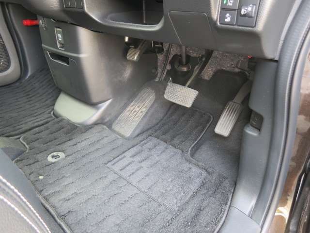 ホンダ Ｎ　ＢＯＸ カスタム ６６０ Ｌ ターボ R2年 (関東) 99