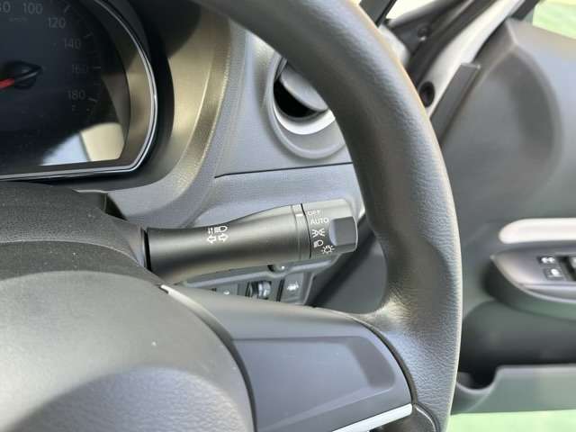 日産 ノート １．２ Ｘ R1年 (東海) 99