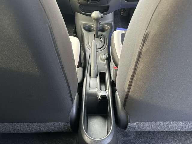 日産 ノート １．２ Ｘ R1年 (東海) 99