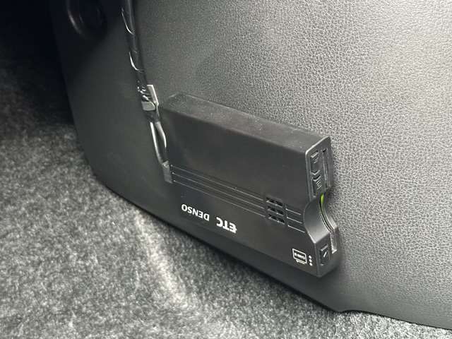 日産 ノート １．２ Ｘ R1年 (東海) 99