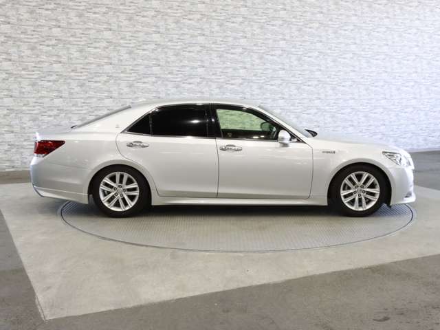 トヨタ クラウン　ハイブリッド ハイブリッド ２．５ Ｇ H25年 (関東) 99