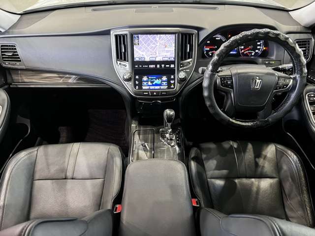 トヨタ クラウン　ハイブリッド ハイブリッド ２．５ Ｇ H25年 (関東) 99