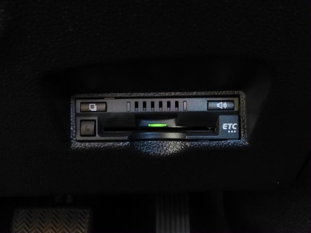 トヨタ プリウス １．８ Ｓ セーフティ プラス H29年 (東北) 99