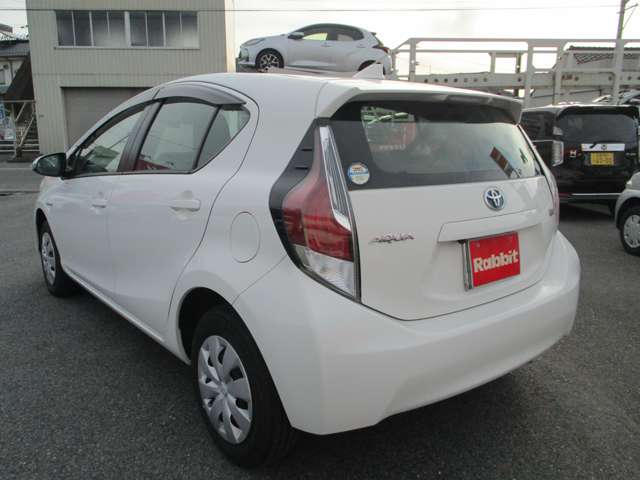 トヨタ アクア １．５ Ｌ H28年 (中国) 99