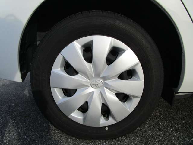 トヨタ アクア １．５ Ｌ H28年 (中国) 99