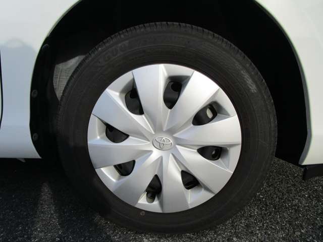 トヨタ アクア １．５ Ｌ H28年 (中国) 99