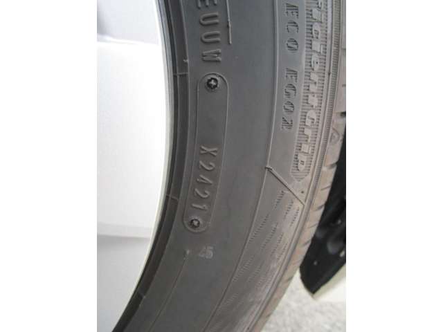 トヨタ アクア １．５ Ｌ H28年 (中国) 99