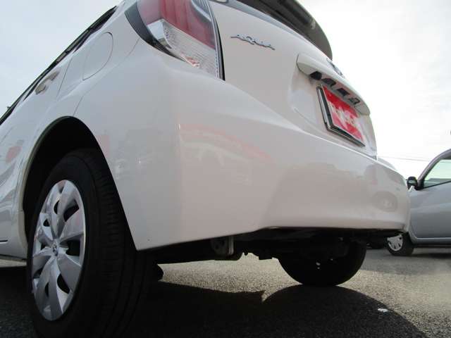 トヨタ アクア １．５ Ｌ H28年 (中国) 99