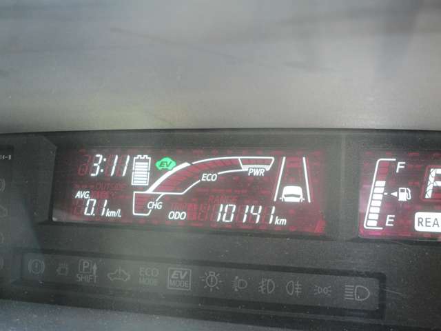 トヨタ アクア １．５ Ｌ H28年 (中国) 99