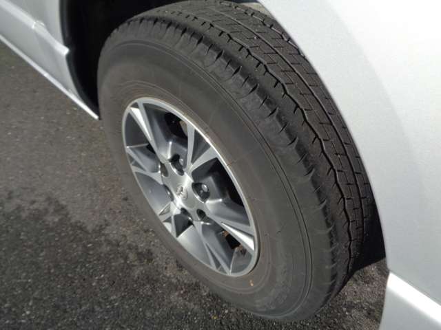 トヨタ ハイエースバン ２．０ ＤＸ ロング ＧＬパッケージ R2年 (中国) 99