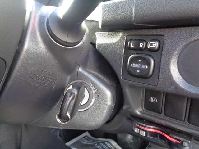 トヨタ ハイエースバン ２．０ ＤＸ ロング ＧＬパッケージ R2年 (中国) 99