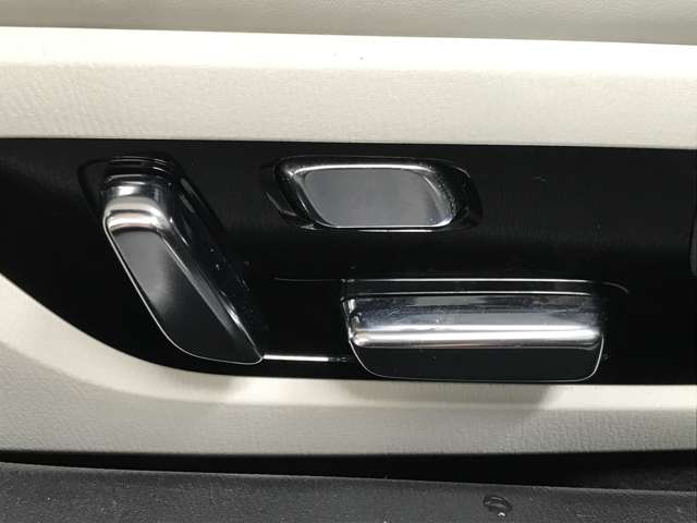 マツダ アテンザ　ワゴン ２．２ ＸＤ Ｌパッケージ ディーゼルターボ ４ＷＤ H30年 (北海道) 99