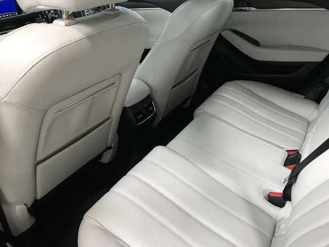 マツダ アテンザ　ワゴン ２．２ ＸＤ Ｌパッケージ ディーゼルターボ ４ＷＤ H30年 (北海道) 99