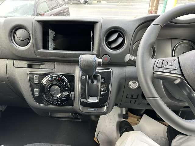 日産 キャラバンバン ２．０ ＡＵＴＥＣＨ ロングボディ R6年 (東海) 99