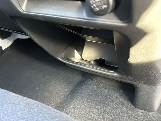 日産 キャラバンバン ２．４ プレミアムＧＸ ロングボディ ディーゼルターボ R6年 (東海) 99