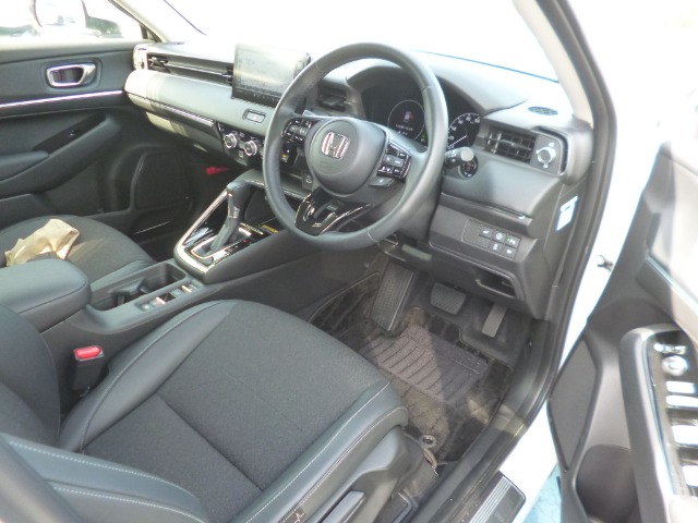 ホンダ ヴェゼル １．５ Ｅ：ＨＥＶ Ｚ R3年 (東北) 99