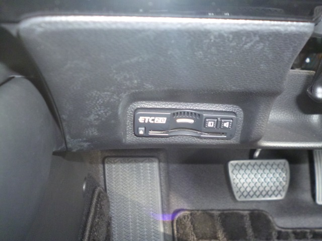 ホンダ ヴェゼル １．５ Ｅ：ＨＥＶ Ｚ R3年 (東北) 99