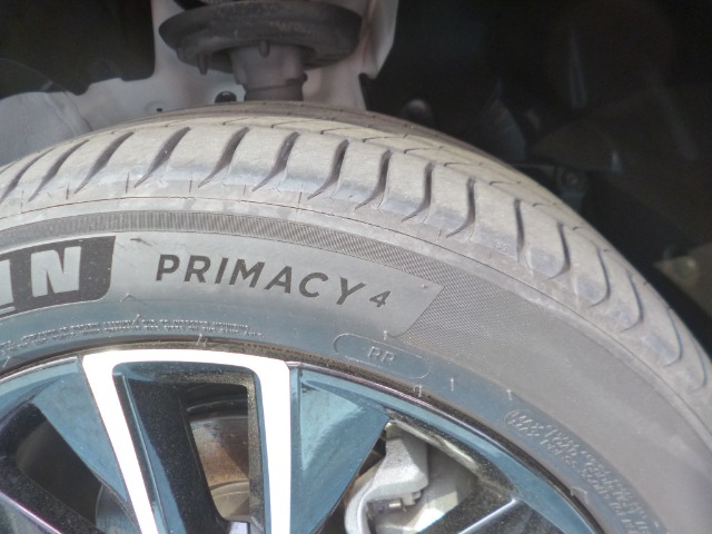 ホンダ ヴェゼル １．５ Ｅ：ＨＥＶ Ｚ R3年 (東北) 99