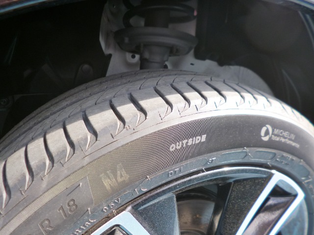 ホンダ ヴェゼル １．５ Ｅ：ＨＥＶ Ｚ R3年 (東北) 99