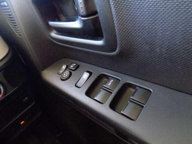 スズキ スペーシア ６６０ ハイブリッド Ｇ ４ＷＤ R3年 () 99