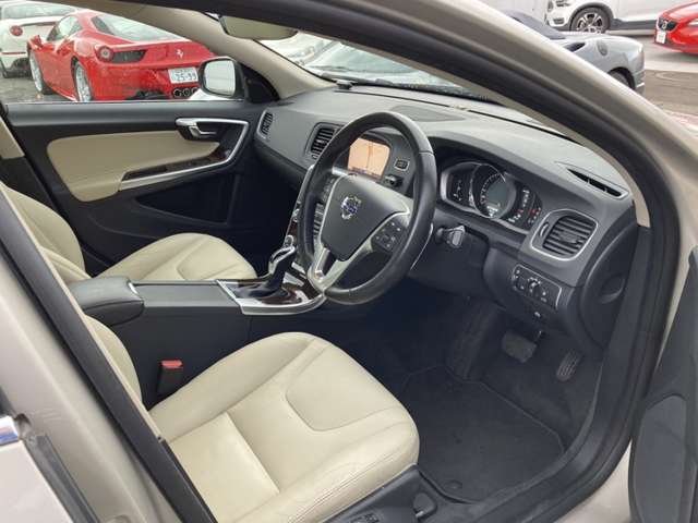 ボルボ Ｓ６０ Ｄ４ クラシック ディーゼルターボ H30年 (東北) 99