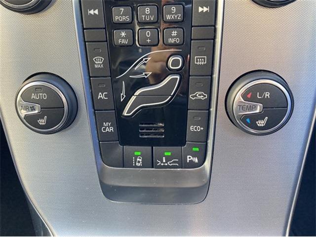 ボルボ Ｖ４０ Ｄ４ ダイナミック エディション ディーゼルターボ H30年 (東北) 99