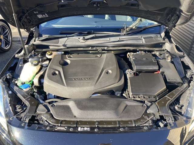 ボルボ Ｖ４０ Ｄ４ ダイナミック エディション ディーゼルターボ H30年 (東北) 99