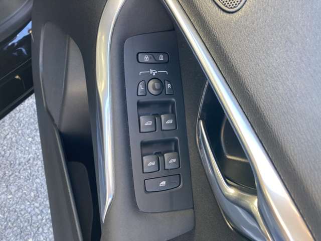 ボルボ Ｖ４０ Ｄ４ ダイナミック エディション ディーゼルターボ H30年 (東北) 99