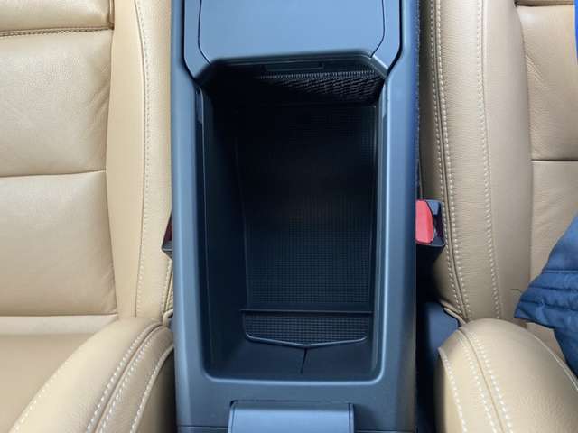 ボルボ ＸＣ４０ Ｔ４ ＡＷＤ インスクリプション ４ＷＤ R1年 (東北) 99