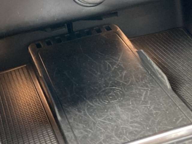 ボルボ ＸＣ４０ Ｔ４ ＡＷＤ インスクリプション ４ＷＤ R1年 (東北) 99